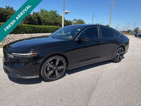 Used 2023 Honda Accord Sport image 1