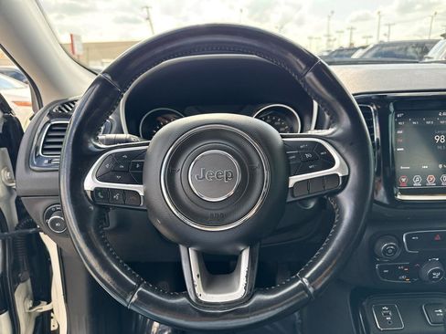 Used 2018 Jeep Compass Limited FWD image 16