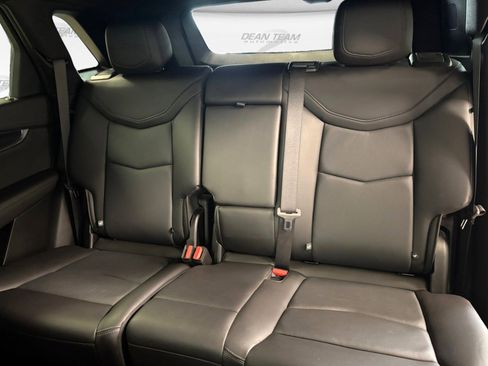 Used 2023 Cadillac XT5 Premium Luxury FWD image 38