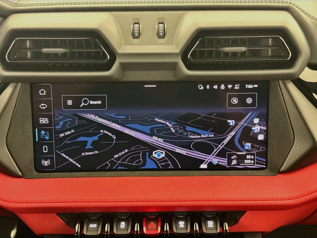 Used 2026 Lamborghini Urus SE AWD/4WD image 13