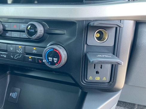 New 2026 Ford F350 XLT w/ XLT Premium Package image 27