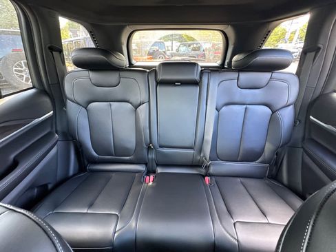 New 2025 Jeep Grand Cherokee Limited w/ Black Appearance Package image 29