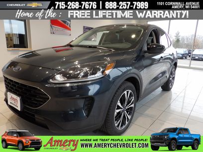 Used 2022 Ford Escape SE w/ SE Sport Appearance Package