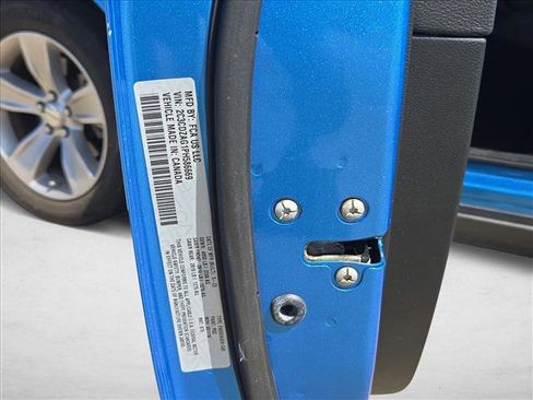 Used 2023 Dodge Challenger SXT image 19