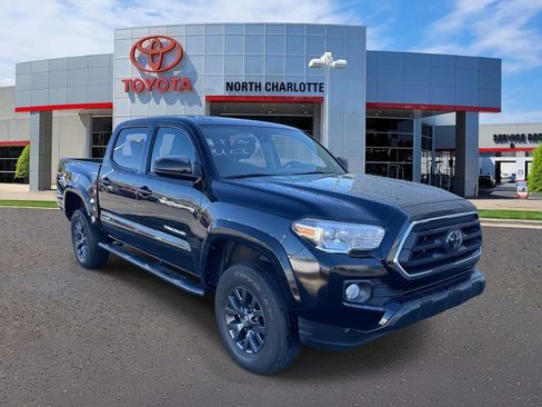 Used 2022 Toyota Tacoma SR5 image 1