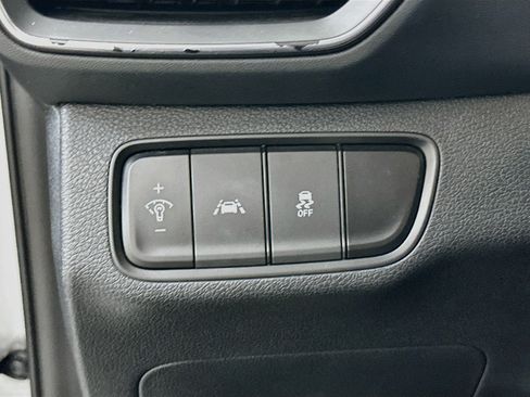 Used 2020 Hyundai Santa Fe SE FWD image 16
