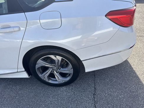 Used 2020 Honda Accord EX image 7