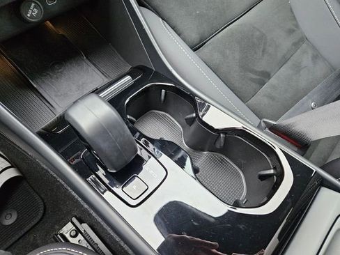 Certified 2023 Volvo C40 P8 Recharge Plus image 23