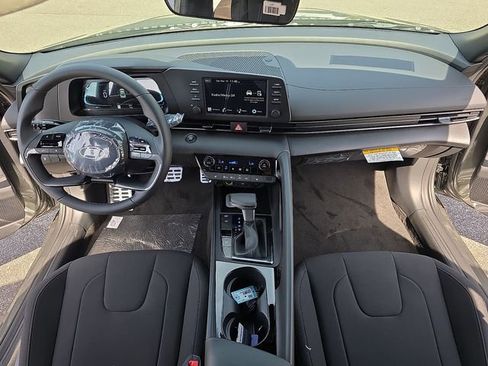 New 2026 Hyundai Elantra SEL Sport Premium FWD image 18