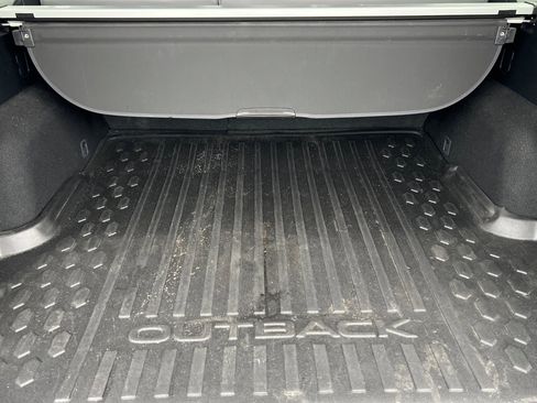 Used 2024 Subaru Outback Limited image 14