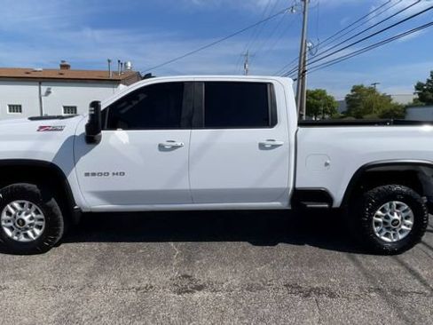 Used 2024 Chevrolet Silverado 2500 LT w/ Convenience Package AWD/4WD image 7
