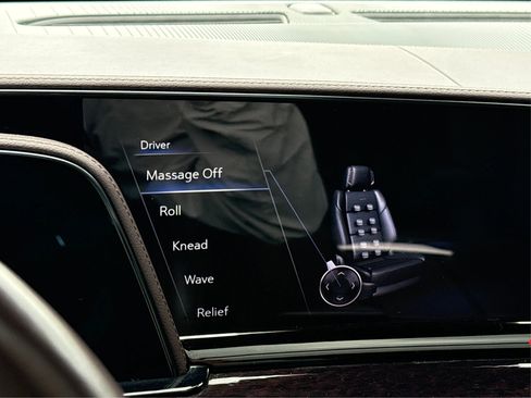 Used 2022 Cadillac Escalade Sport Platinum w/ LPO, ONYX Package AWD/4WD image 30