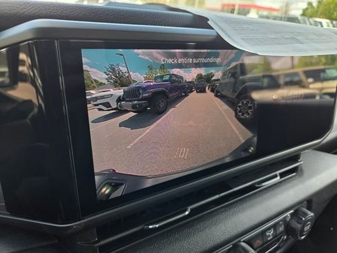 New 2026 Jeep Gladiator Sport AWD/4WD image 29