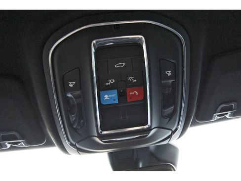 Used 2024 Jeep Grand Cherokee Altitude AWD/4WD image 24