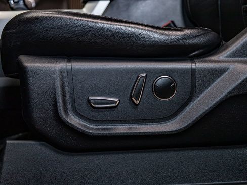 Used 2016 Ford F150 Lariat w/ Equipment Group 502A Luxury image 20