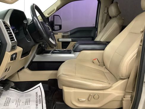 Used 2017 Ford F250 Lariat w/ Lariat Ultimate Package image 11