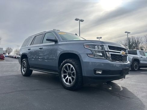 Used 2016 Chevrolet Tahoe LT image 3