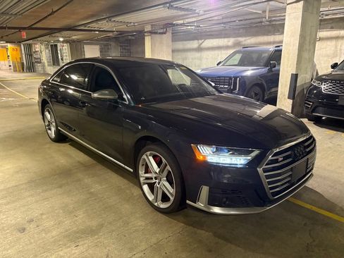 Used 2020 Audi S8 L w/ S8 Executive Package AWD/4WD image 1