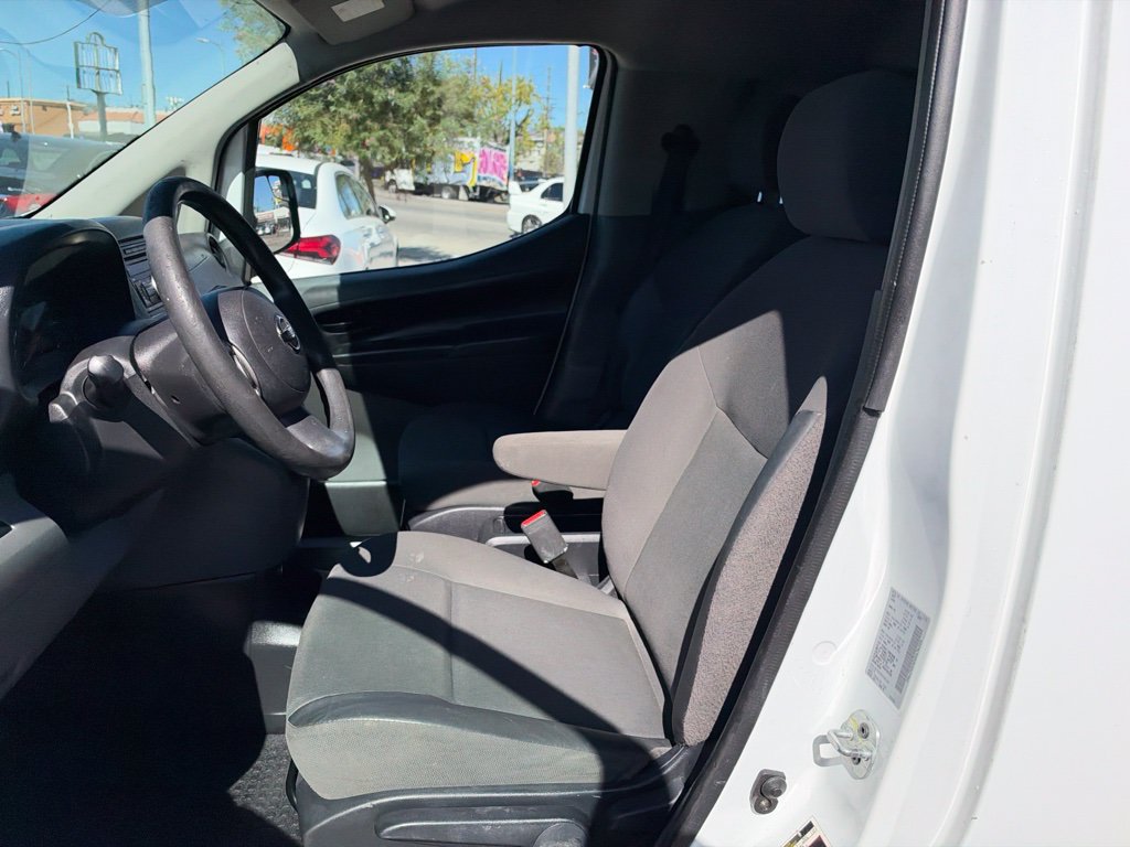 Used 2016 Nissan NV200 S FWD image 7
