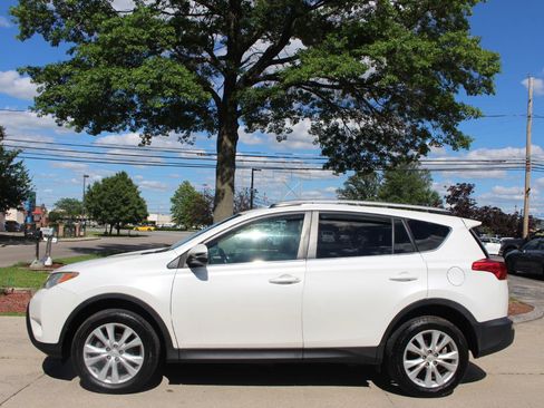 Used 2014 Toyota RAV4 Limited w/ Technology Package AWD/4WD image 6