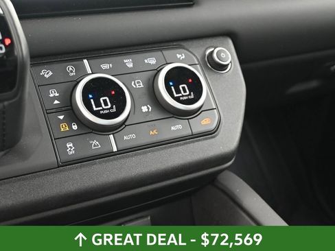 Used 2023 Land Rover Defender 90 V8 image 29