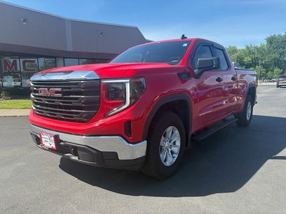 Used 2025 GMC Sierra 1500 Pro w/ Pro Value Package