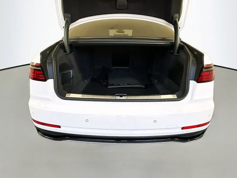 Used 2024 Audi A8 L 3.0T AWD/4WD image 28