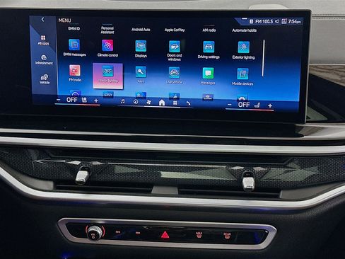 Used 2024 BMW X7 xDrive40i w/ Executive Package AWD/4WD image 12