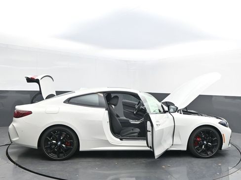 New 2026 BMW 430i Coupe w/ M Sport Package image 41