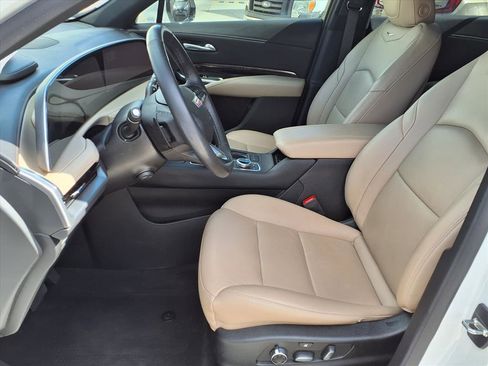 Certified 2024 Cadillac XT4 Premium Luxury w/ Technology Package image 19