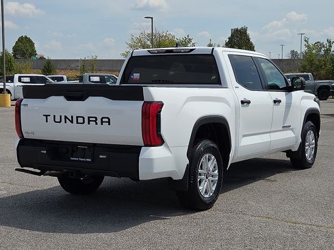 Used 2026 Toyota Tundra SR5 AWD/4WD image 5