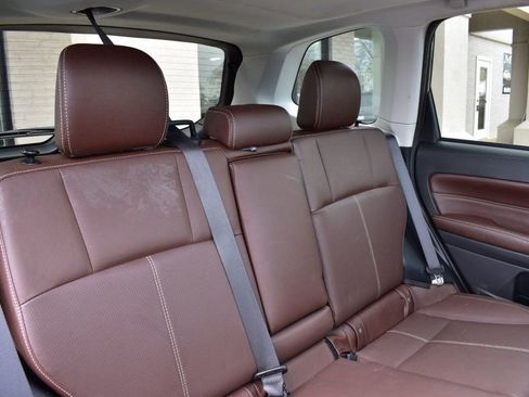 Used 2017 Subaru Forester 2.5i Touring AWD/4WD image 18