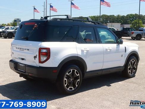 Certified 2022 Ford Bronco Sport Outer Banks w/ Tech Package AWD/4WD image 5