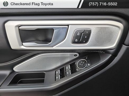 Used 2020 Ford Explorer ST w/ ST Street Pack image 21