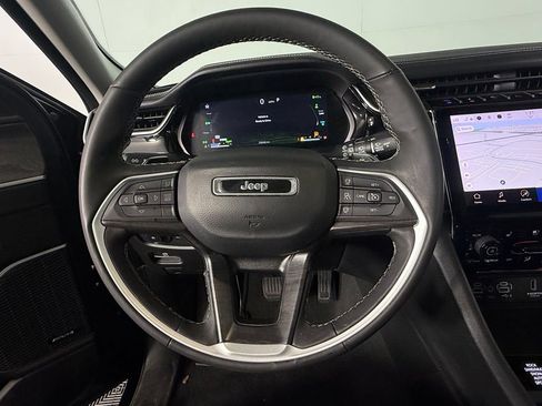 Used 2023 Jeep Grand Cherokee 4WD 4xe w/ Luxury Tech Group II image 13