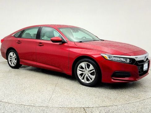 Used 2019 Honda Accord LX image 3
