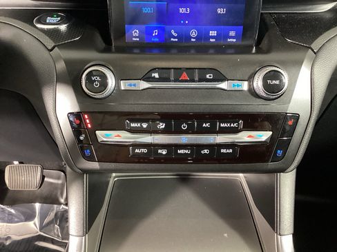 Used 2020 Ford Explorer ST w/ ST Street Pack AWD/4WD image 31