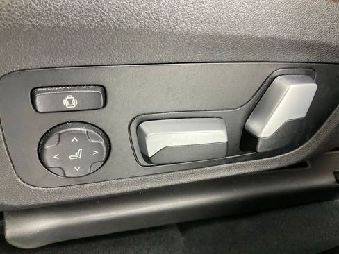 Used 2021 BMW X3 xDrive30i w/ Premium Package image 22