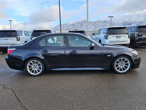 Used 2010 BMW 535i Sedan image 2