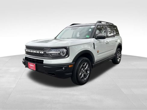 Used 2021 Ford Bronco Sport Badlands w/ Badlands Package image 2