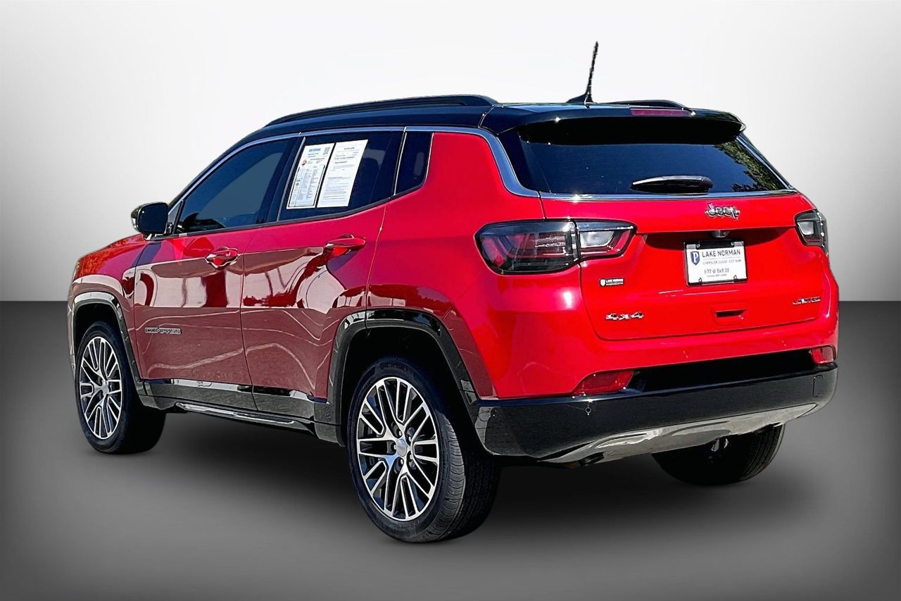 Certified 2024 Jeep Compass Limited w/ Elite Group AWD/4WD image 6