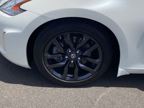 Used 2016 Nissan 370Z Roadster image 25