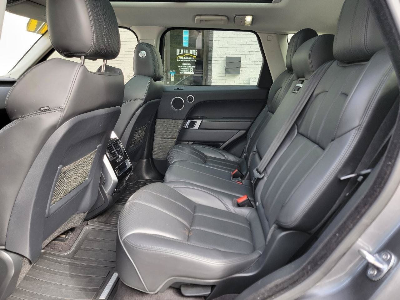 Used 2017 Land Rover Range Rover Sport HSE AWD/4WD image 18