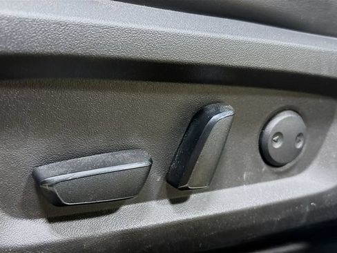 Used 2022 Mitsubishi Outlander SE AWD/4WD image 19