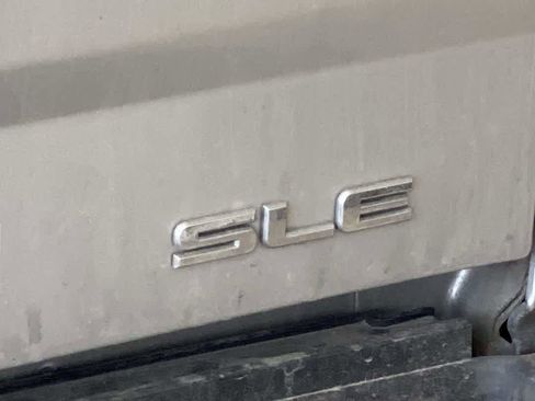 Used 2017 GMC Sierra 3500 SLE w/ SLE Fleet Preferred Package AWD/4WD image 12