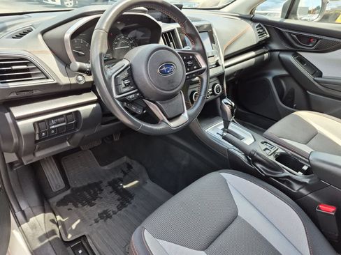 Used 2021 Subaru Crosstrek 2.0i Premium w/ Popular Package #2 AWD/4WD image 2