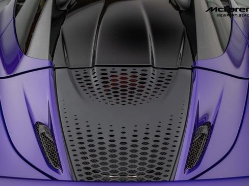 Used 2025 McLaren 750S Spider RWD image 17