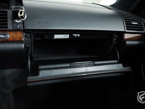 Used 1995 Mercedes-Benz S 500 Coupe image 32