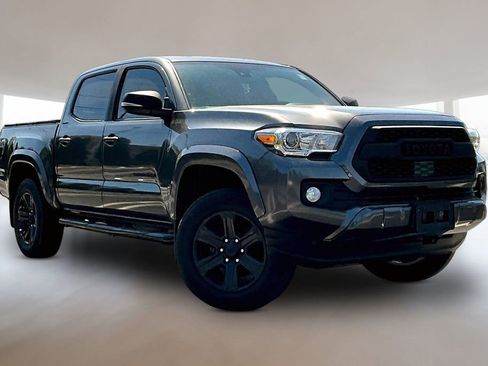 Used 2019 Toyota Tacoma Limited AWD/4WD image 1