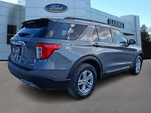 Certified 2023 Ford Explorer XLT w/ Equipment Group 202A AWD/4WD image 8